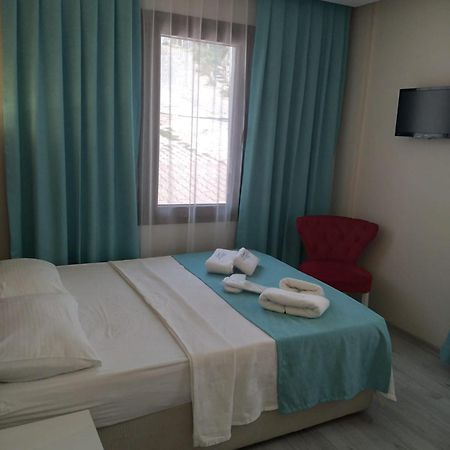 Mavi Liman Otel Çeşme Extérieur photo